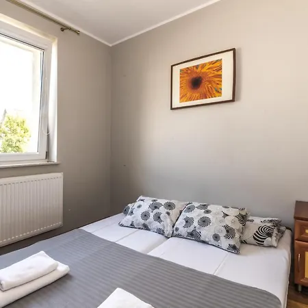 Lemon Bed & Breakfast